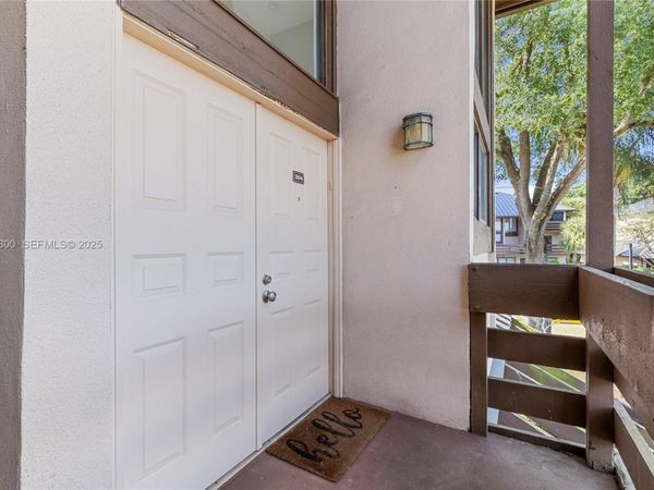 120 SW 96th Ter, Unit 204, Plantation, FL 33324