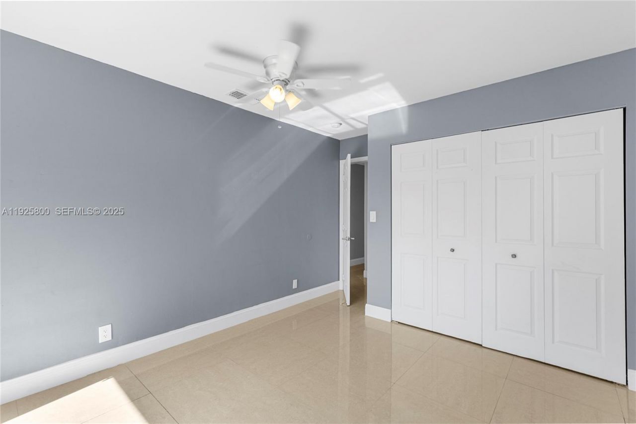 120 SW 96th Ter, Unit 204, Plantation, FL 33324 Photo