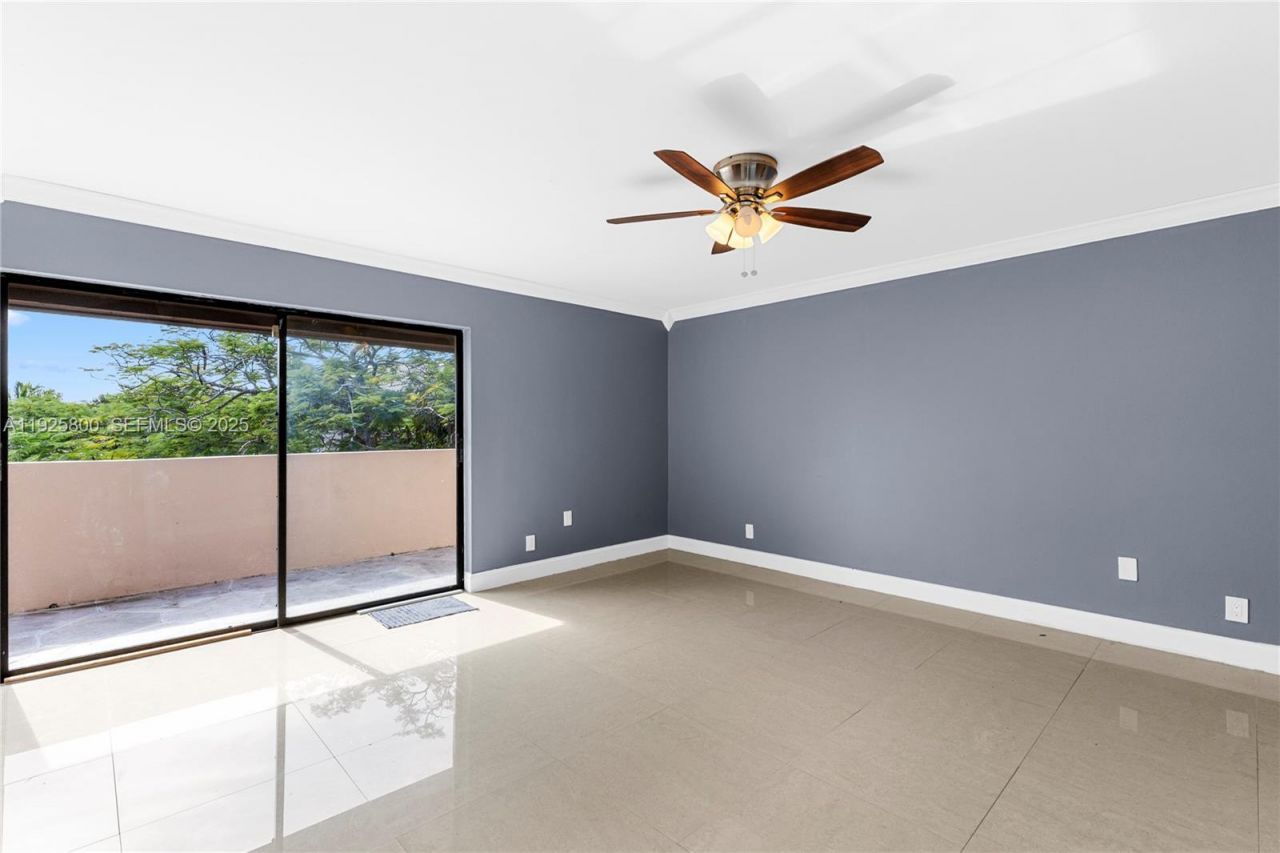 120 SW 96th Ter, Unit 204, Plantation, FL 33324 Photo