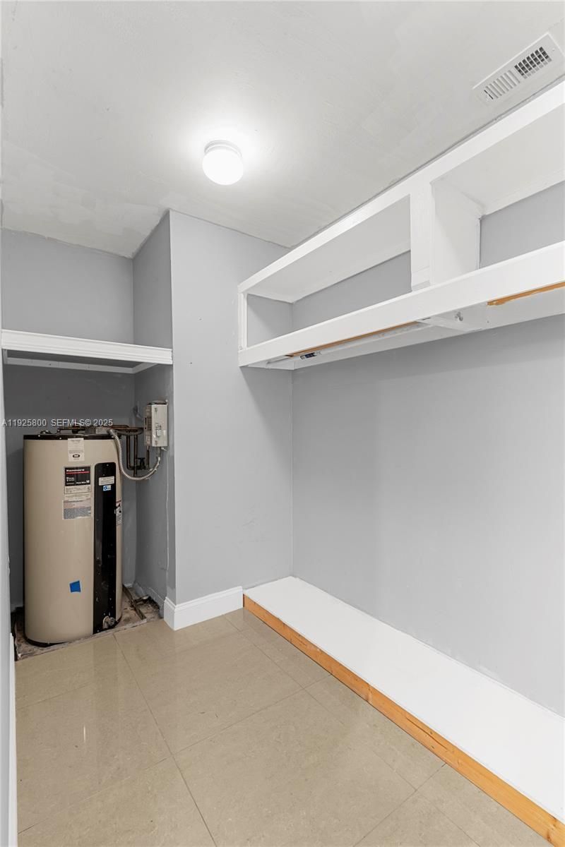 120 SW 96th Ter, Unit 204, Plantation, FL 33324 Photo