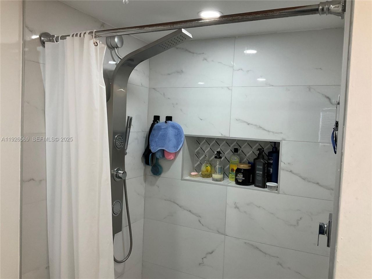 9010 Sunrise Lakes Blvd, Unit 304, Sunrise, FL 33322 Photo