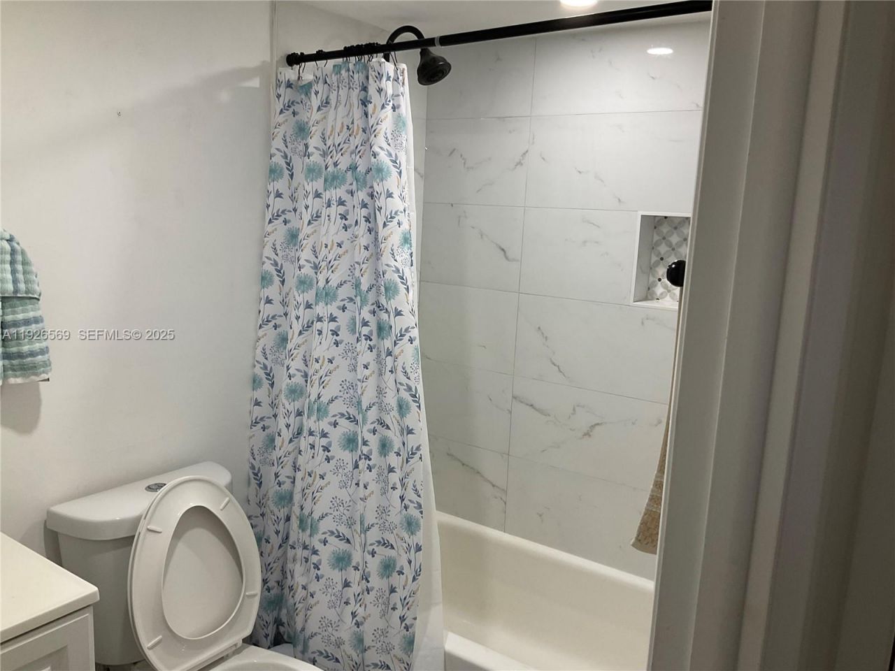 9010 Sunrise Lakes Blvd, Unit 304, Sunrise, FL 33322 Photo