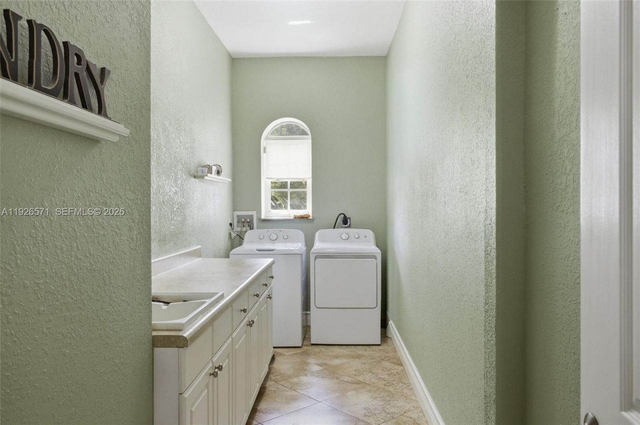 20401 SW 48th Pl, Southwest Ranches, FL 33332 Photo