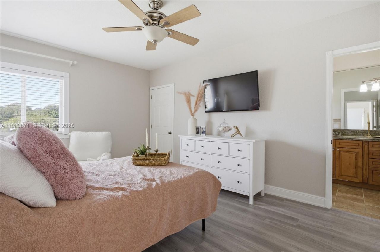 20401 SW 48th Pl, Southwest Ranches, FL 33332 Photo