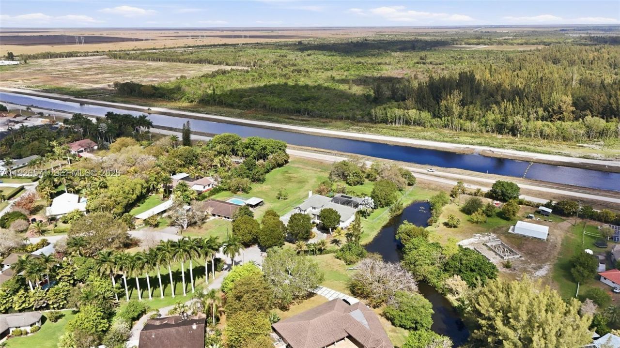 20401 SW 48th Pl, Southwest Ranches, FL 33332 Photo