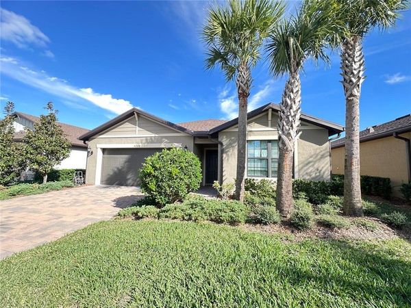 5284 Jasper Square, Vero Beach, FL 32967