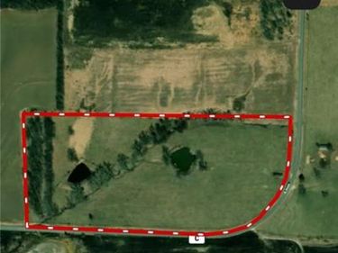 C Highway, Albany, MO 64402