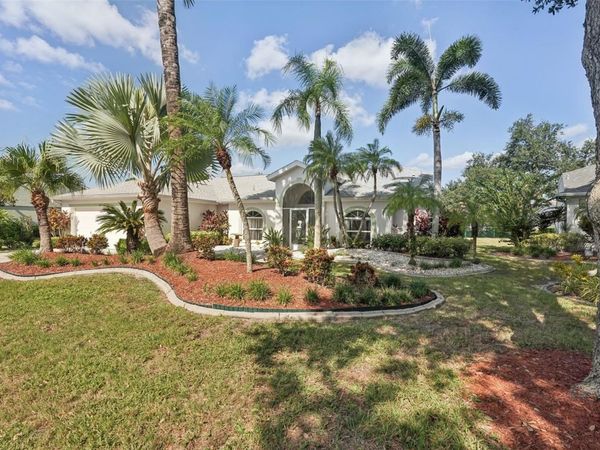 3817 GARDEN LAKES ESTATES DRIVE, BRADENTON, FL 34203