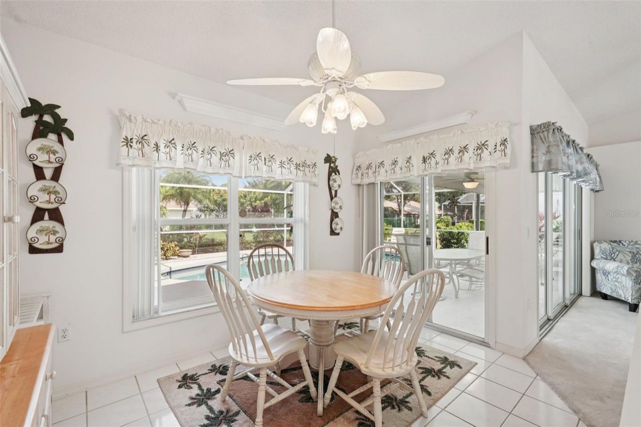 3817 Garden Lakes Estates Drive, Bradenton, FL 34203 Photo