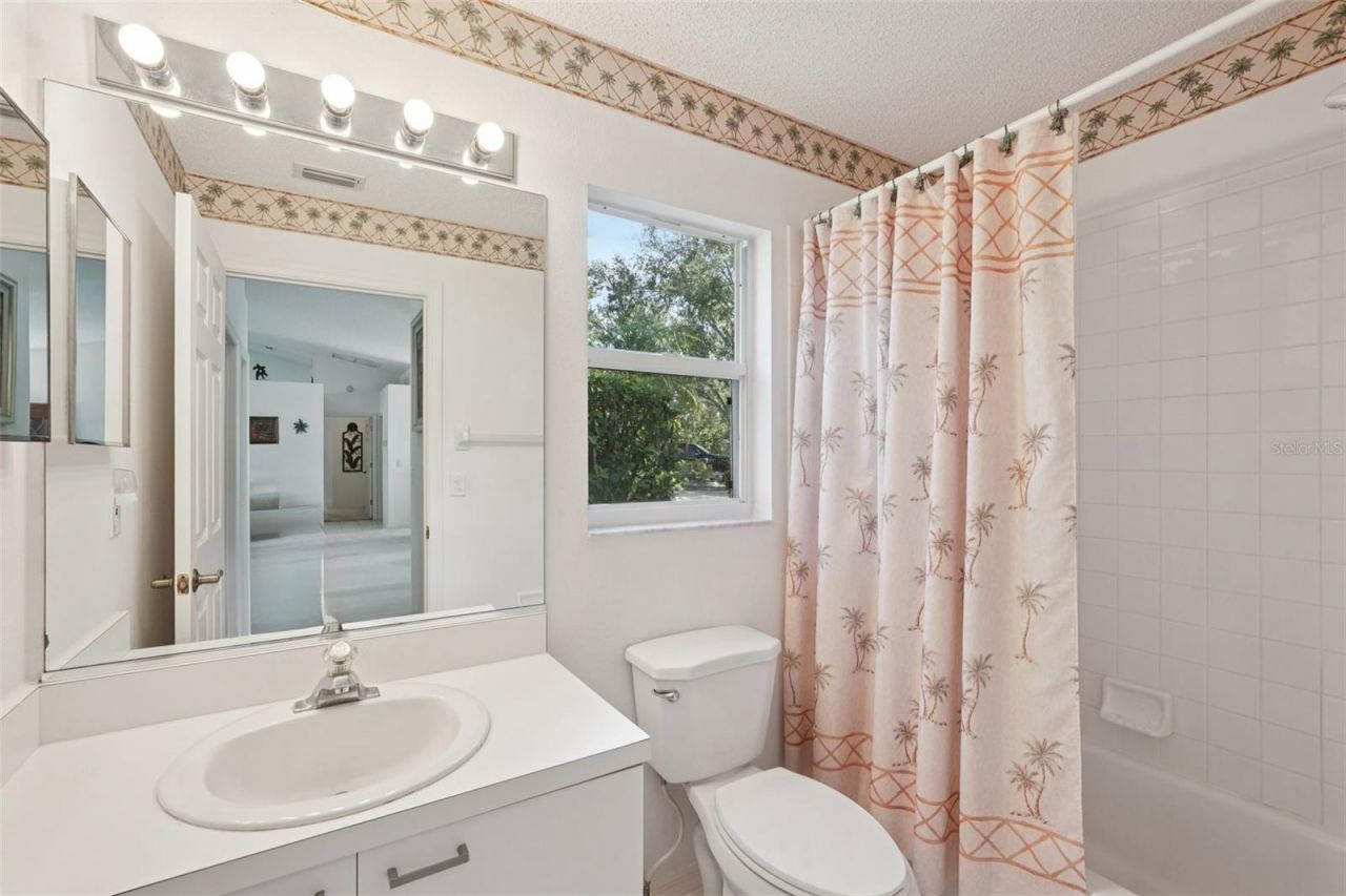 3817 Garden Lakes Estates Drive, Bradenton, FL 34203 Photo