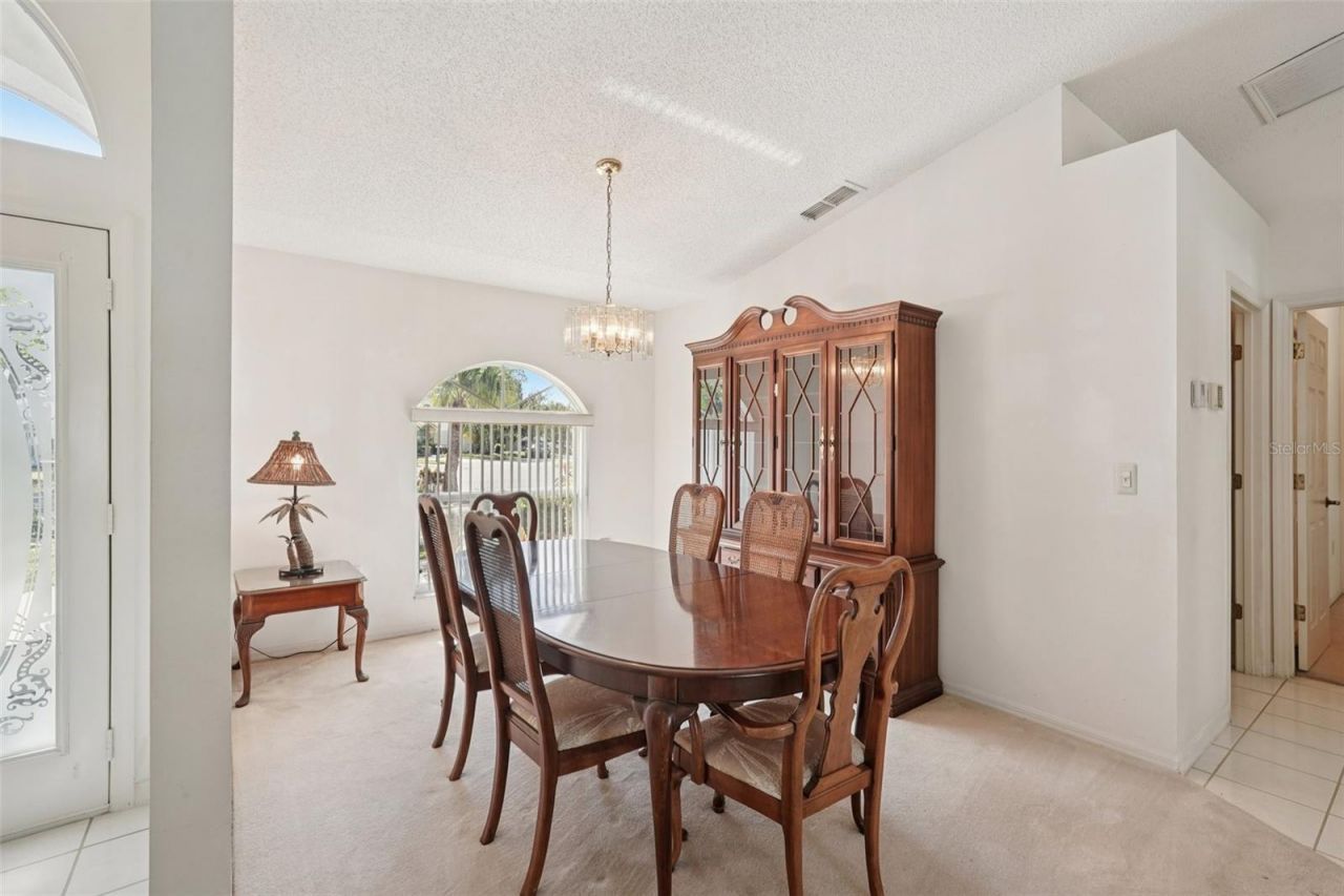 3817 Garden Lakes Estates Drive, Bradenton, FL 34203 Photo