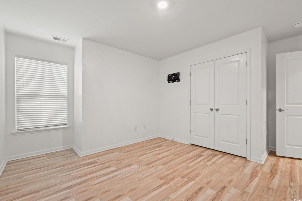 1852 Melville Ct. Photo 25