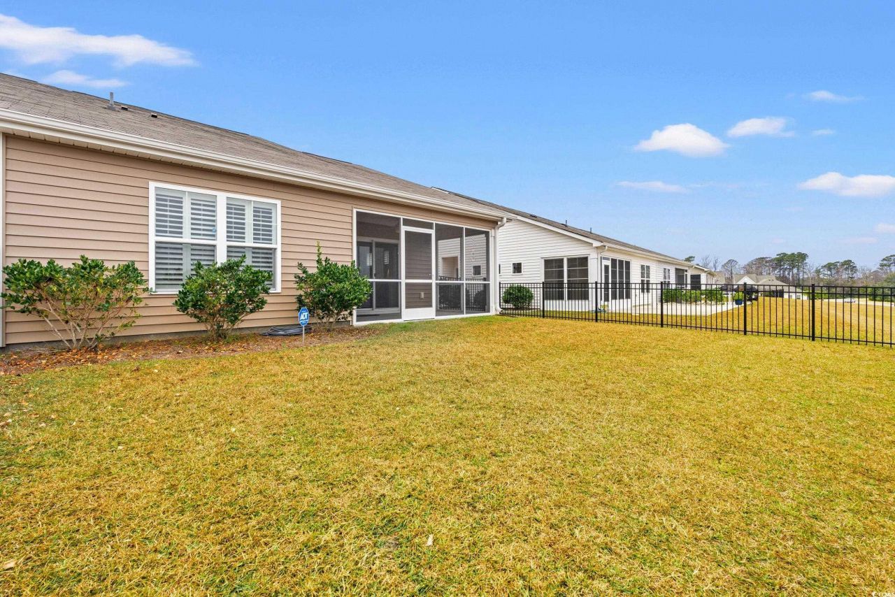 1852 Melville Ct. Photo 32