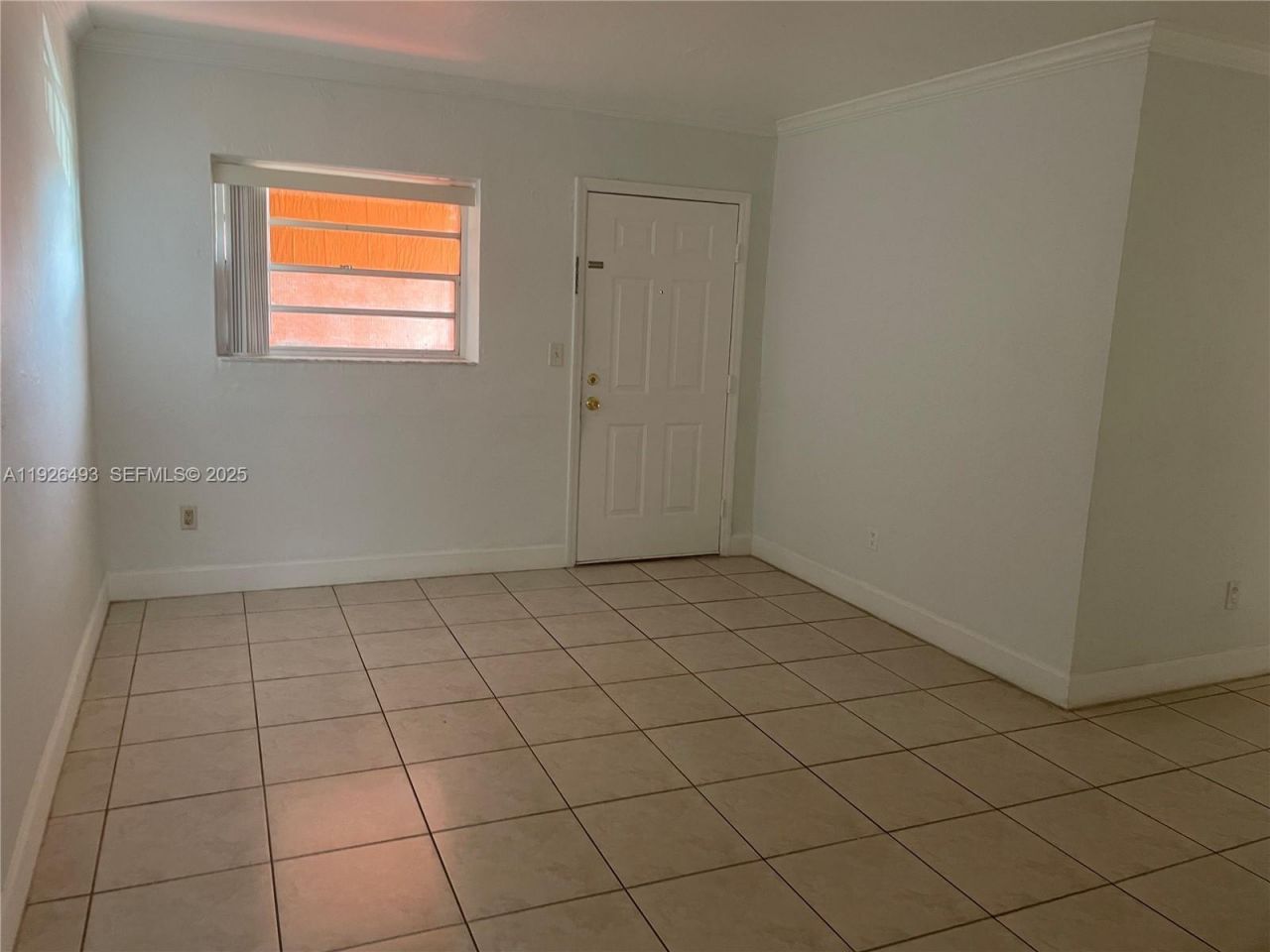 1245 W 24th St, Unit 202, Hialeah, FL 33010 Photo