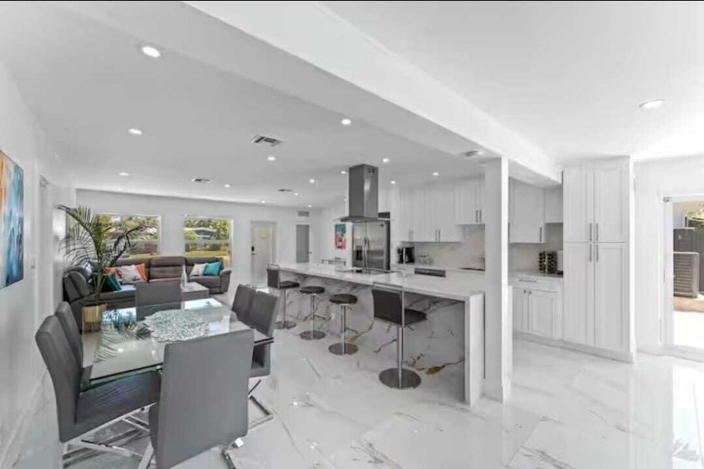 1713 NE Ne 7th Terrace Ne, Fort Lauderdale, FL 33305 Photo