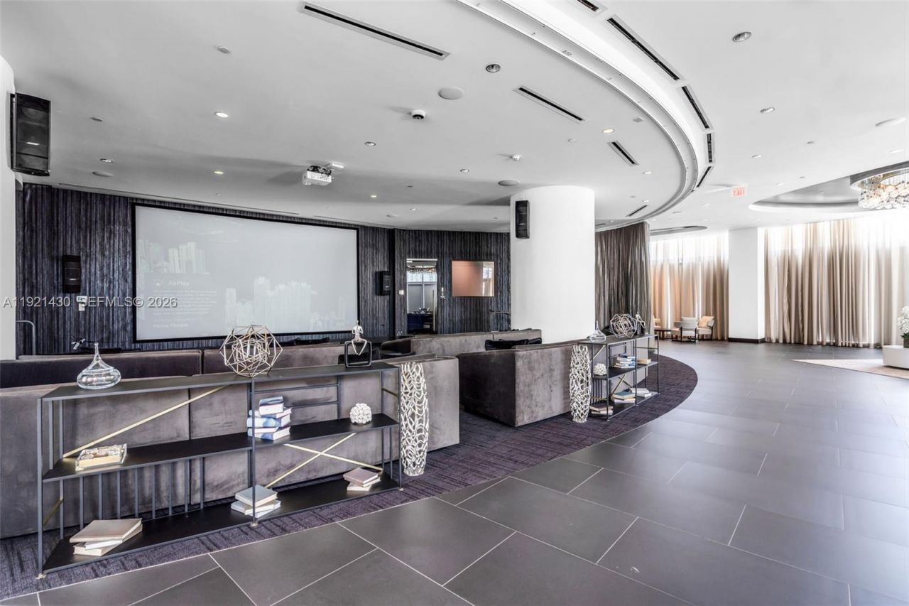 851 NE 1st Ave, Unit 4009, Miami, FL 33132 Photo