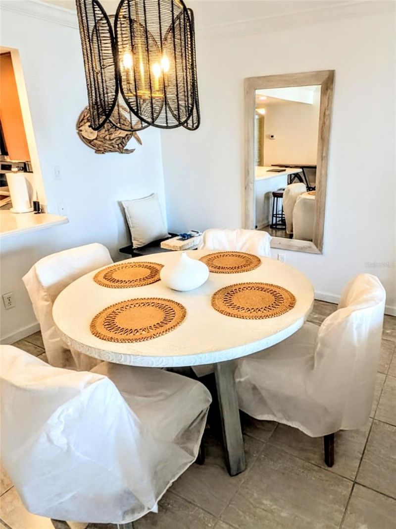 101 S Gulfstream Avenue, Unit 7E, Sarasota, FL 34236 Photo