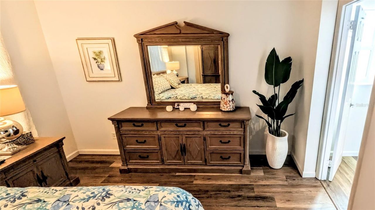 101 S Gulfstream Avenue, Unit 7E, Sarasota, FL 34236 Photo