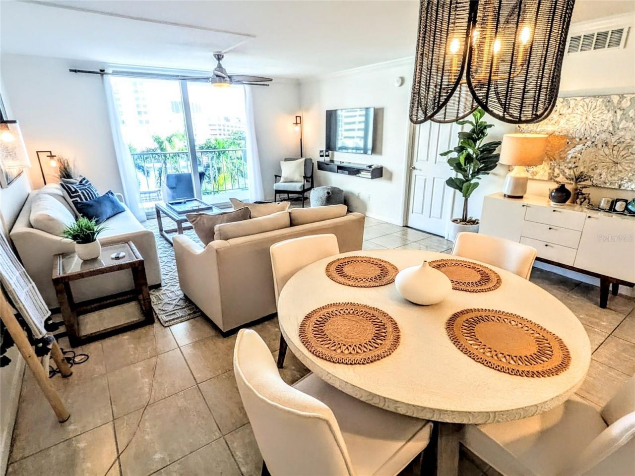 101 S Gulfstream Avenue, Unit 7E, Sarasota, FL 34236 Photo