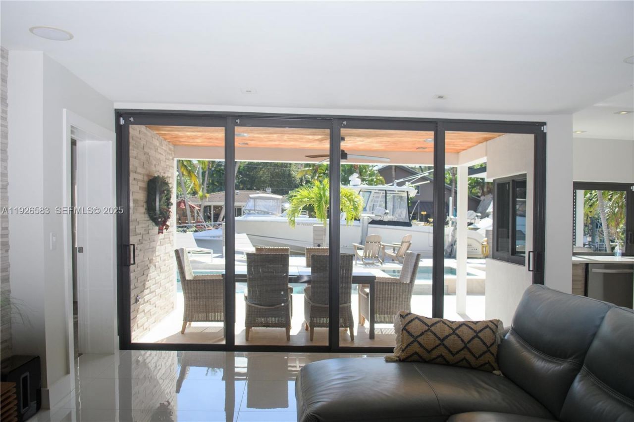 2734 SE 14th St, Pompano Beach, FL 33062 Photo