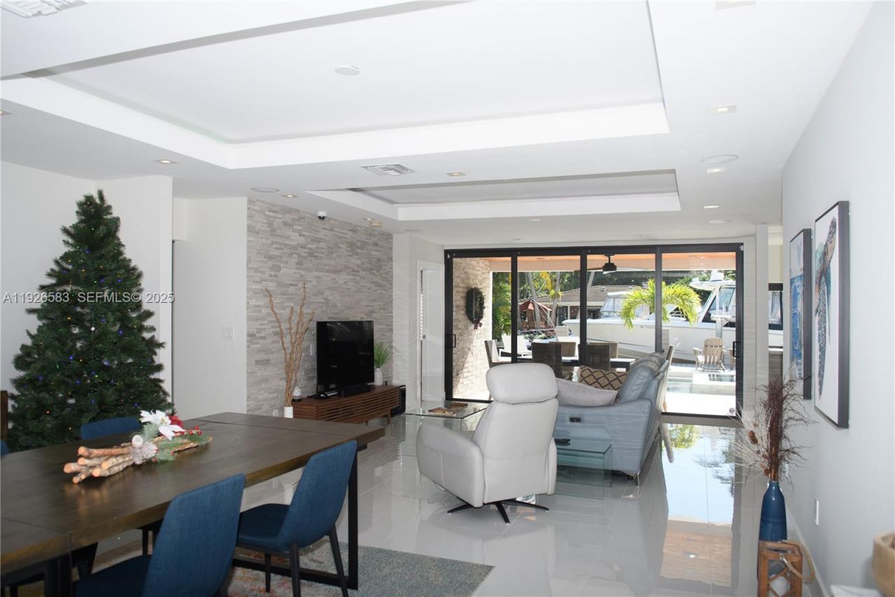 2734 SE 14th St, Pompano Beach, FL 33062 Photo