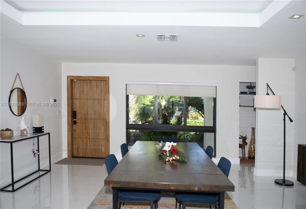 2734 SE 14th St, Pompano Beach, FL 33062 Photo