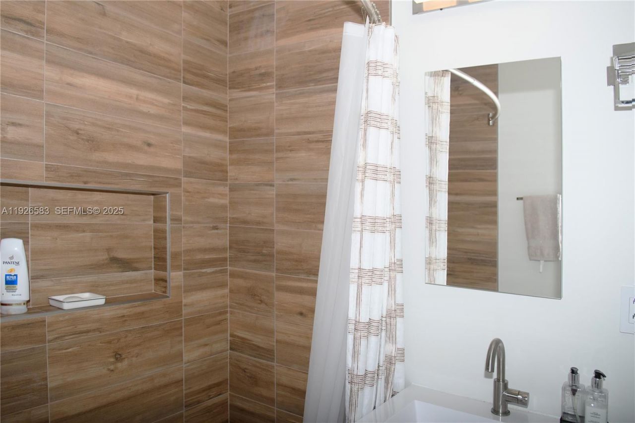 2734 SE 14th St, Pompano Beach, FL 33062 Photo