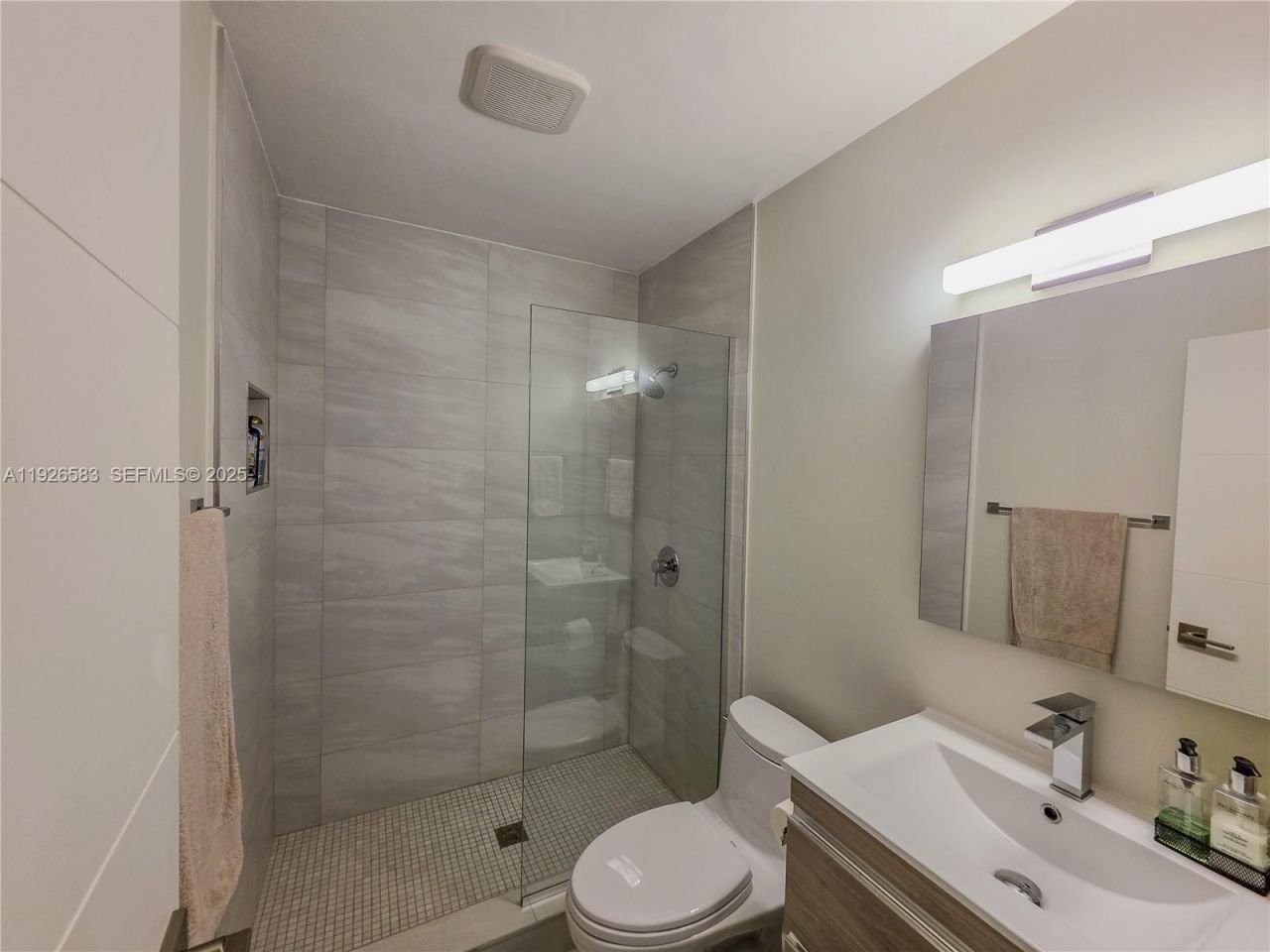 2734 SE 14th St, Pompano Beach, FL 33062 Photo