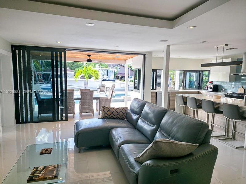 2734 SE 14th St, Pompano Beach, FL 33062 Photo