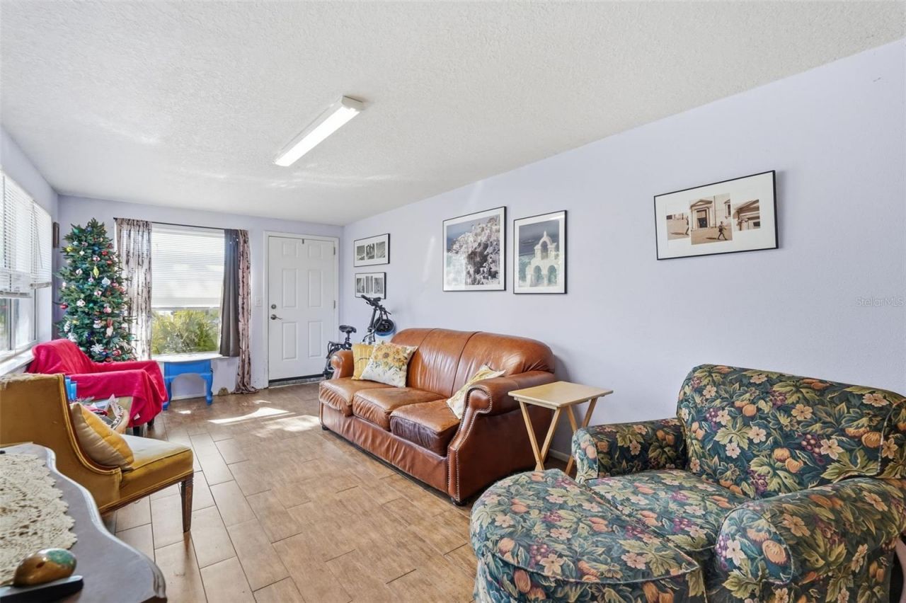 1619 Suponic Avenue, Sarasota, FL 34243 Photo