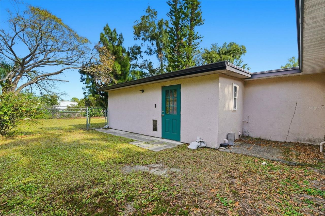 1619 Suponic Avenue, Sarasota, FL 34243 Photo