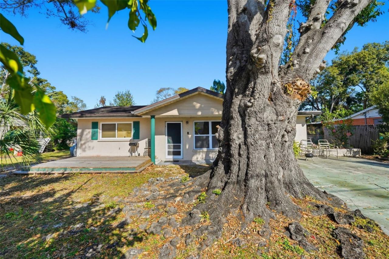 1619 Suponic Avenue, Sarasota, FL 34243 Photo