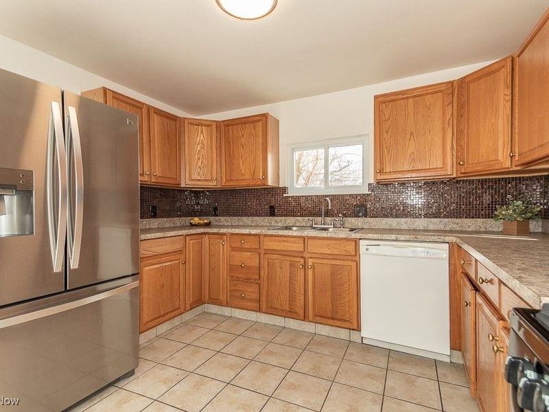 504 7th Street, Fairport Harbor, OH 44077 Photo 19