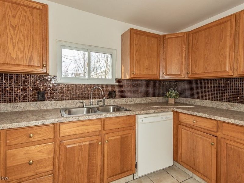 504 7th Street, Fairport Harbor, OH 44077 Photo 22