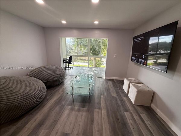 Unit 309, Margate, FL 33063