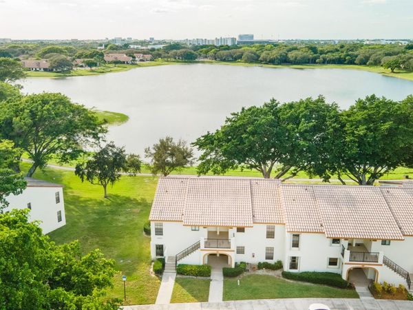 2900 Olivewood Terrace, Unit 201, Boca Raton, FL 33431