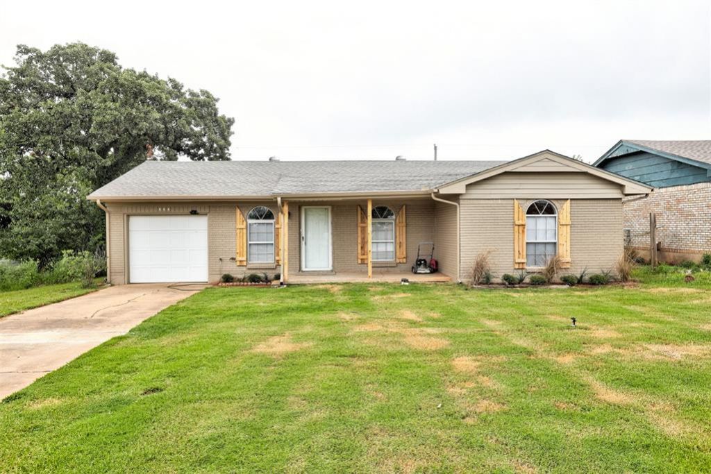 804 S Dogwood Street, Luther, OK 73054 Main Photo
