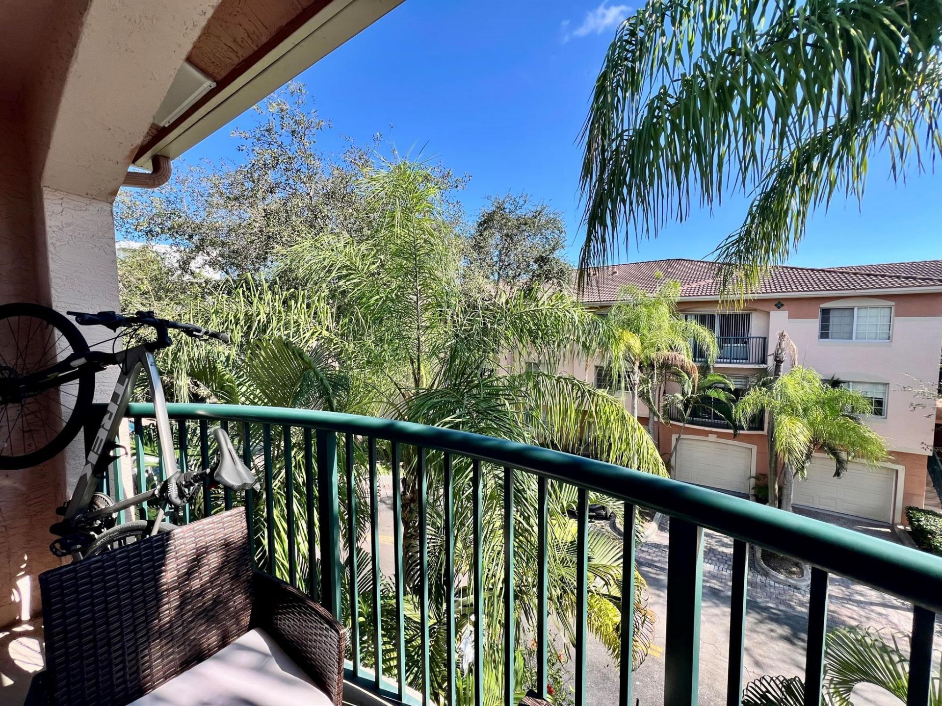 2033 SE 10th Avenue, Unit 620, Fort Lauderdale, FL 33316 Photo