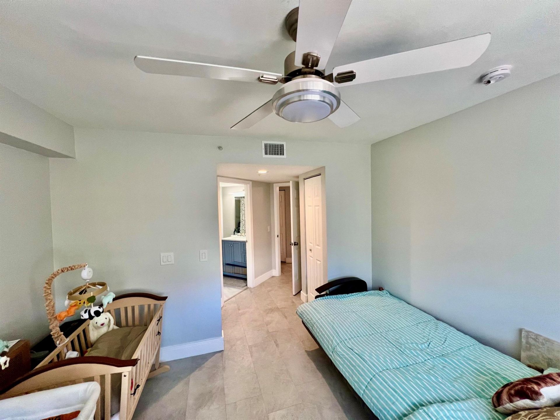 2033 SE 10th Avenue, Unit 620, Fort Lauderdale, FL 33316 Photo