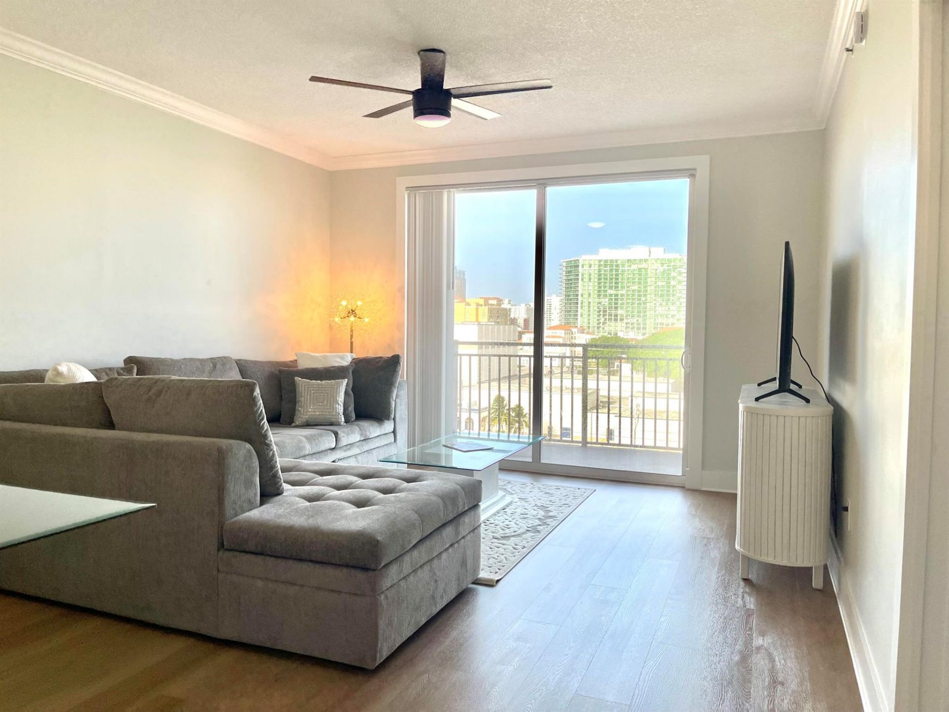 616 Clearwater Park Road, Unit 805, West Palm Beach, FL 33401 Photo