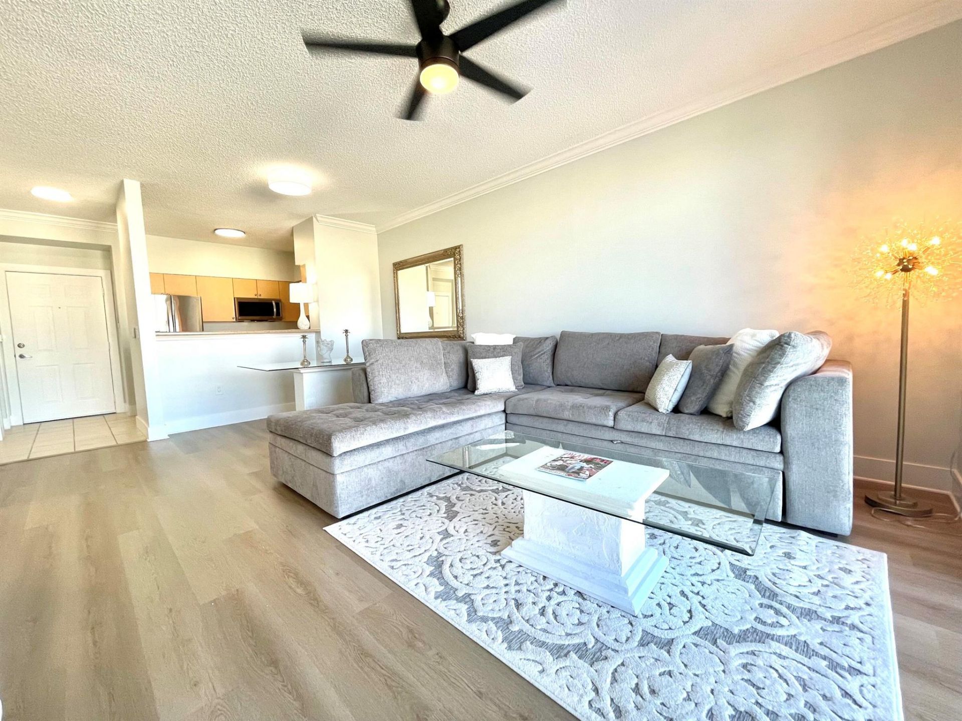 616 Clearwater Park Road, Unit 805, West Palm Beach, FL 33401 Photo