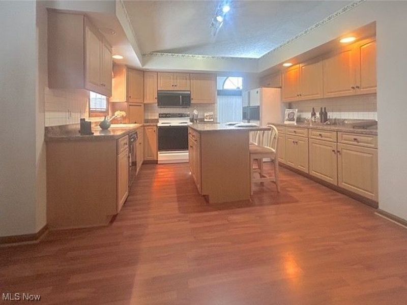 6684 Hidden Lake Trail, Brecksville, OH 44141 Photo 23