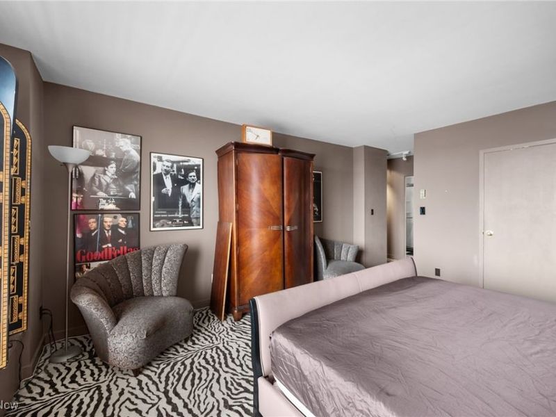 1 Bratenahl Place, Unit 701, Cleveland, OH 44108 Photo 22