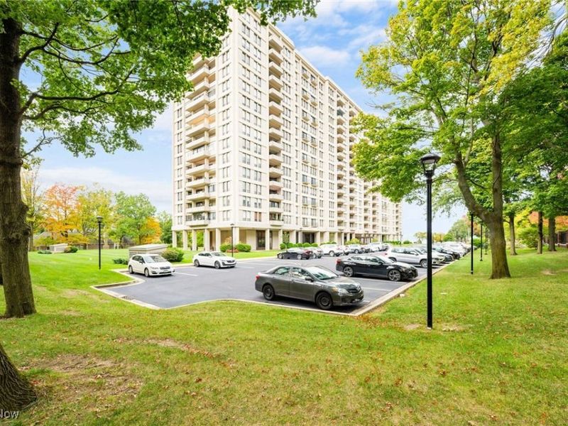 1 Bratenahl Place, Unit 701, Cleveland, OH 44108 Photo 33