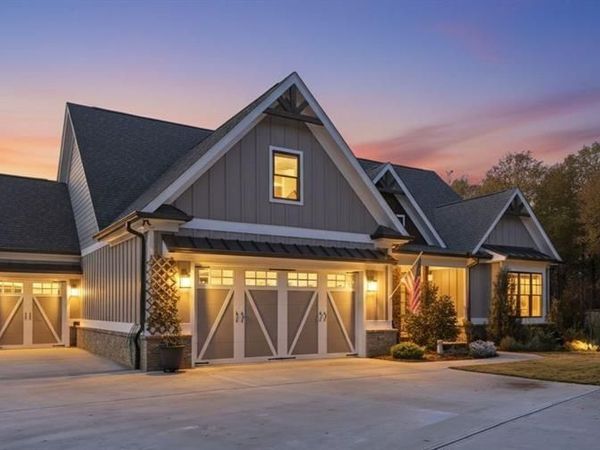 6039 Grand Marina Circle, Gainesville, GA 30506