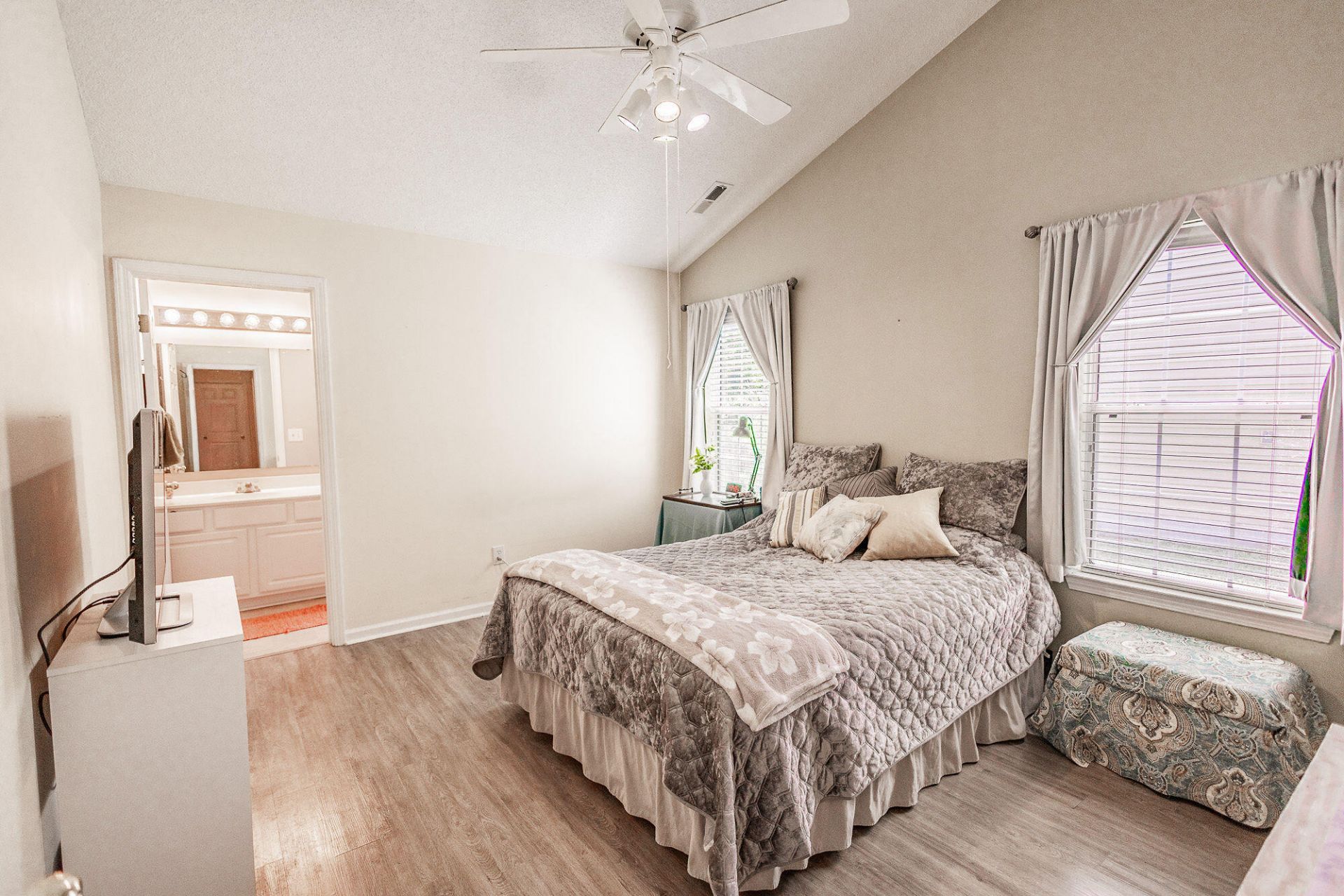 5324 Copley Circle Photo 14