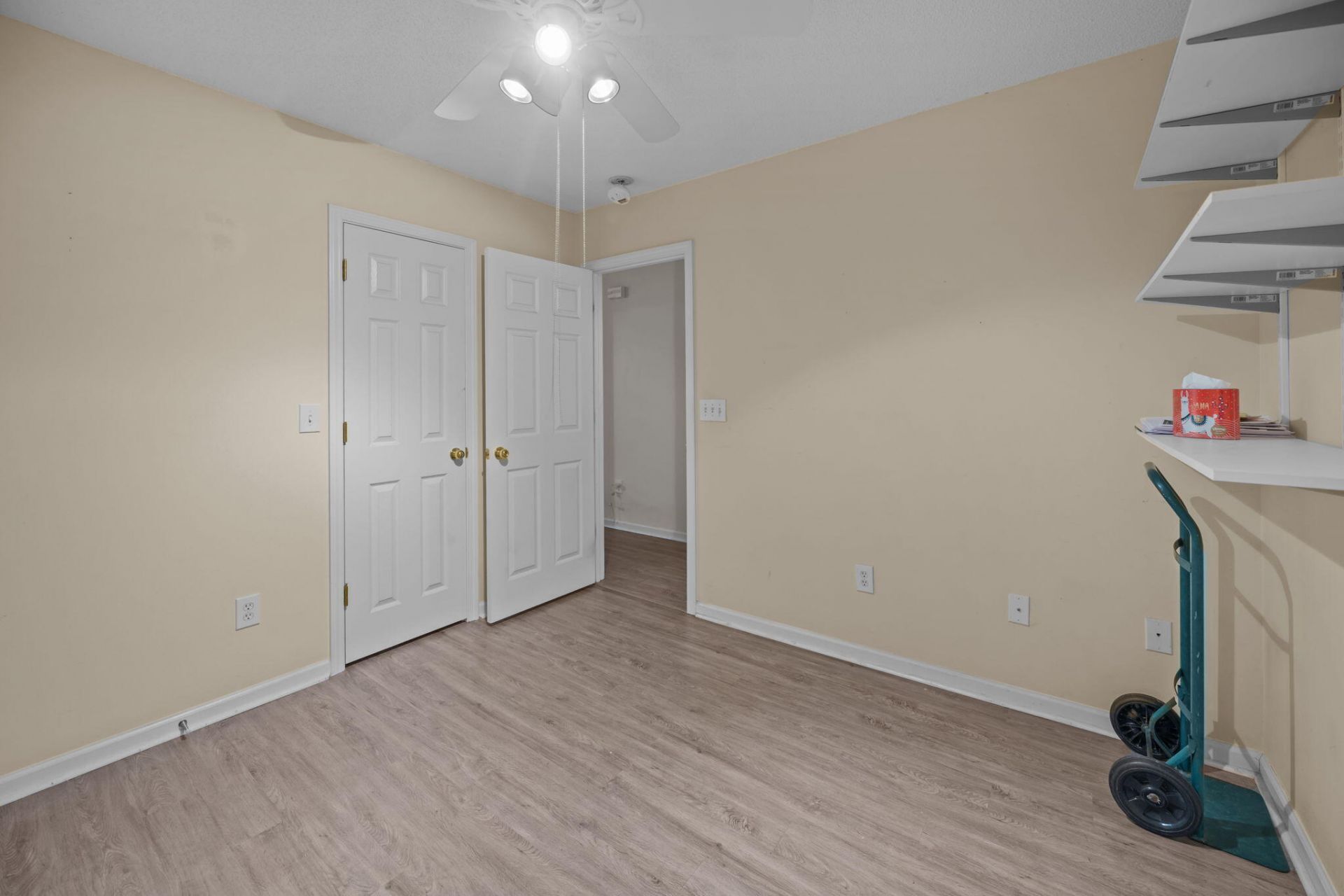 5324 Copley Circle Photo 15