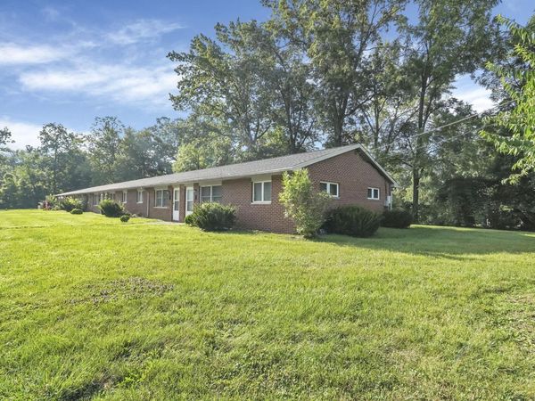 65 Neil Street, Delaware, OH 43015