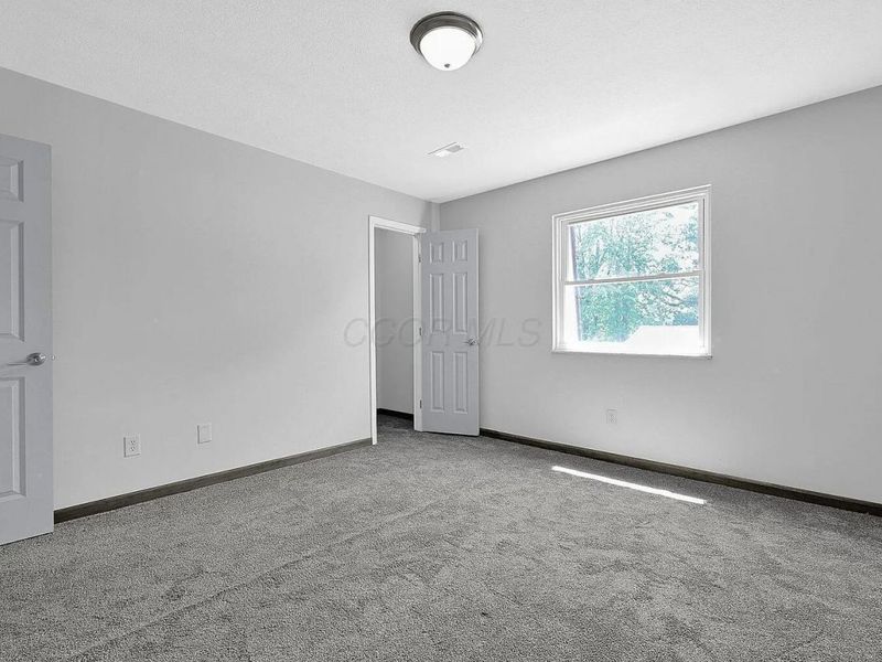 65 Neil Street, Delaware, OH 43015 Photo 12