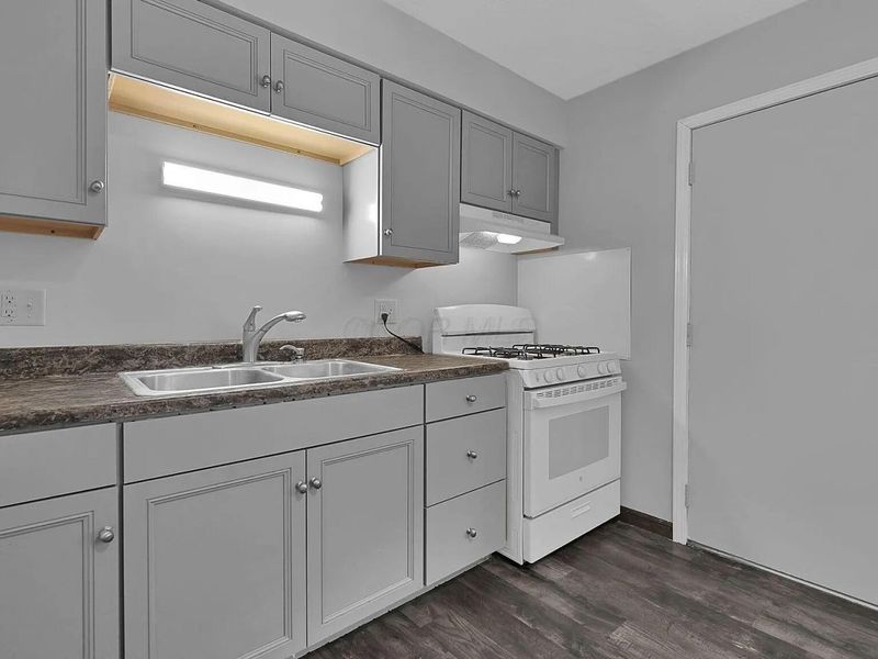 65 Neil Street, Delaware, OH 43015 Photo 6